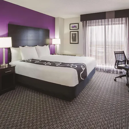 La Quinta By Wyndham Minneapolis Bloomington W - Free Airport Shuttle Exterior photo
