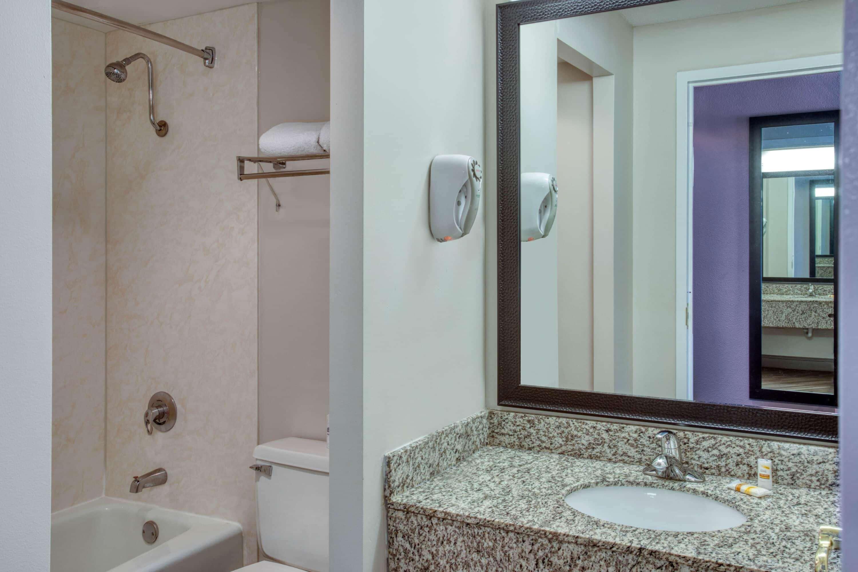 Hotel La Quinta By Wyndham Minneapolis W - Free Airport Shuttle Bloomington