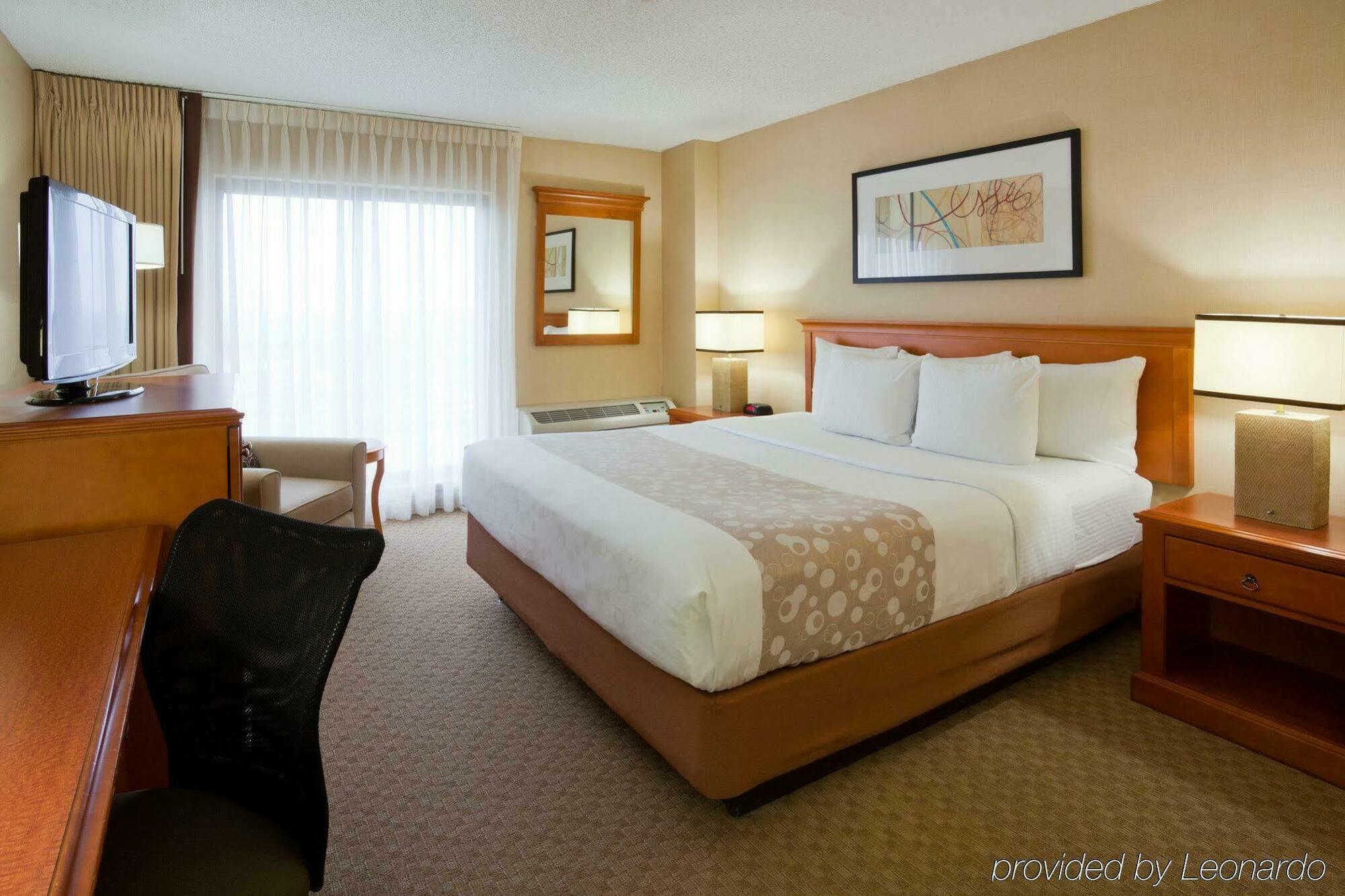 La Quinta By Wyndham Minneapolis W - Free Airport Shuttle Hotel